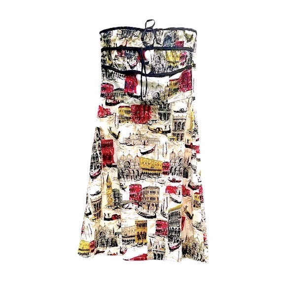 Mica Strapless Dress With Italian Cityscape Pattern. Fitted Elastic Bust. Size 6 - Picture 9 of 9
